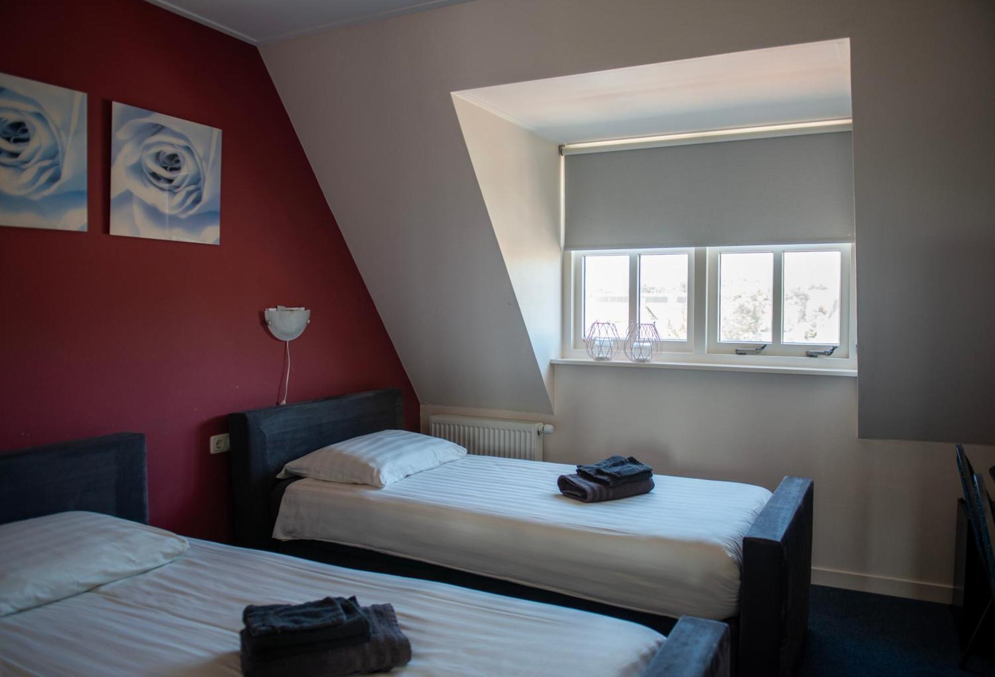 Hotel De Harmonie Sexbierum エクステリア 写真