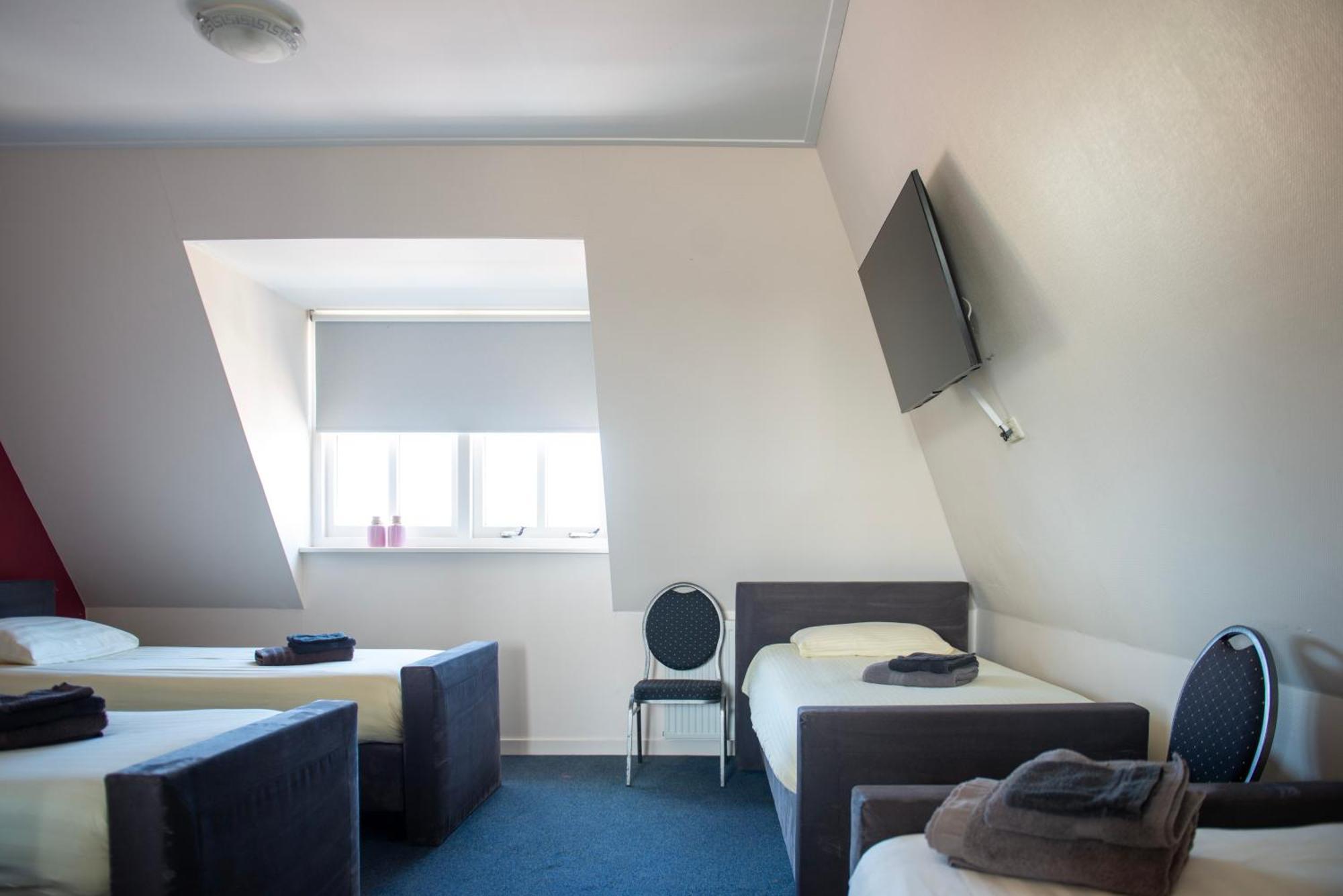 Hotel De Harmonie Sexbierum エクステリア 写真
