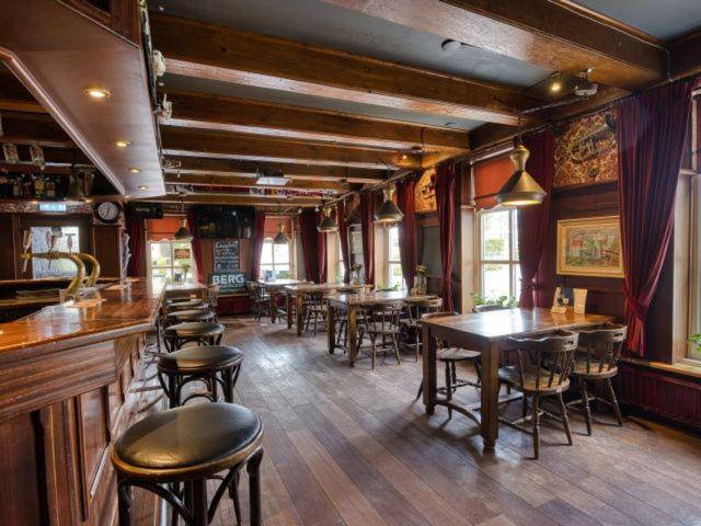 Hotel De Harmonie Sexbierum エクステリア 写真